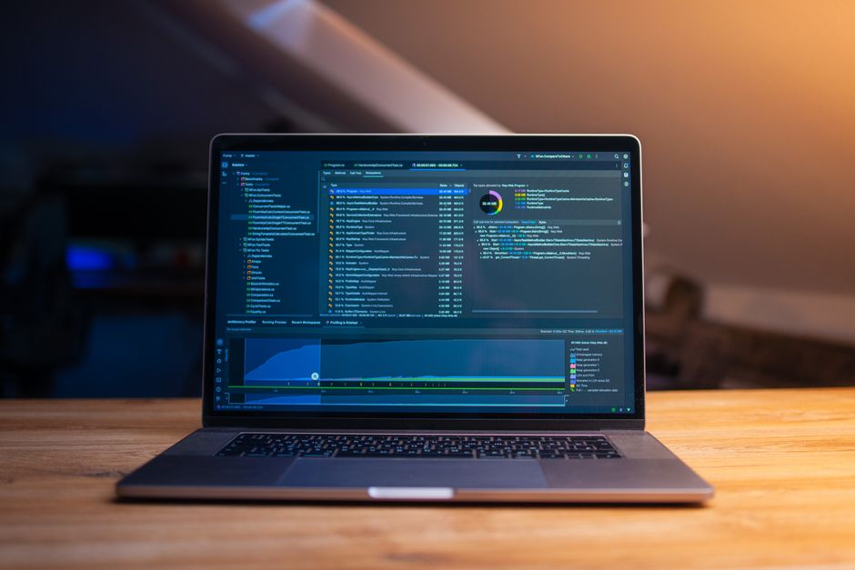 Espace de travail développeur avec code