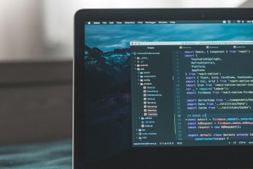 Écran d'ordinateur avec du code Python